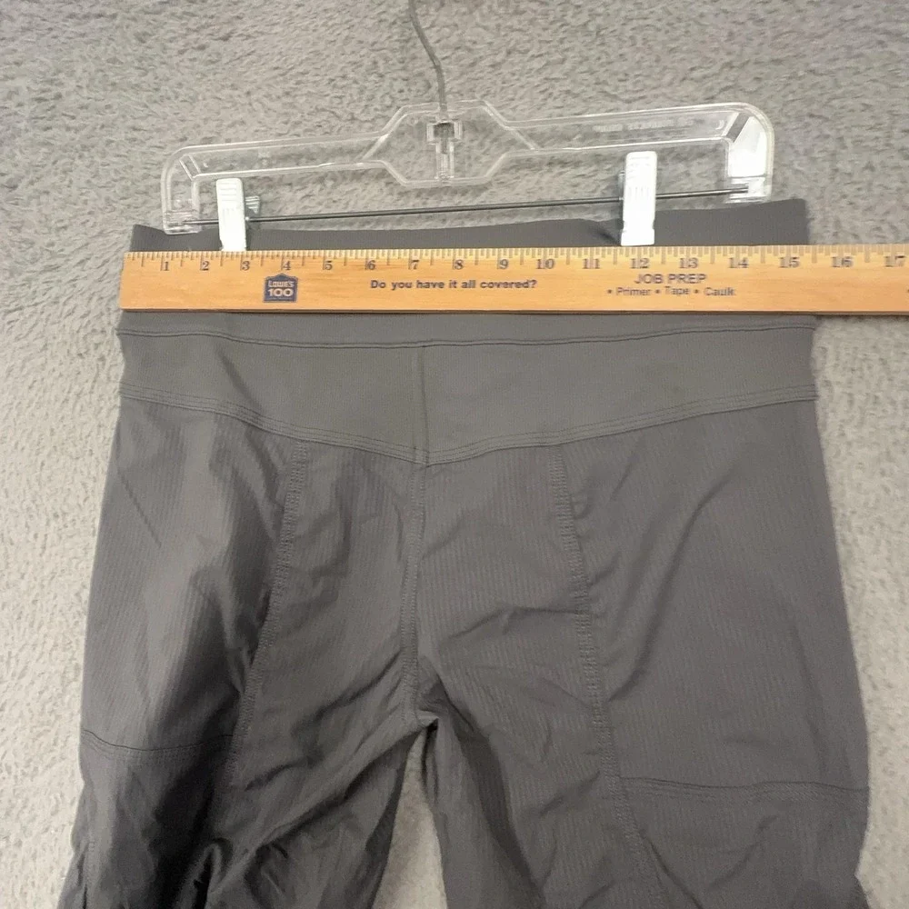 Lululemon Pants Womens 8 Gray Capri Striped Woven Pockets Yoga Gym Activewear